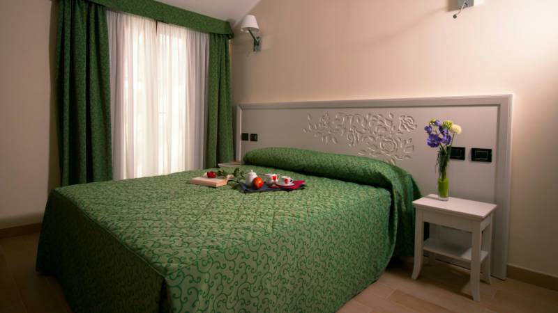 hotel-san-berardo-camera-doppia-standard-4